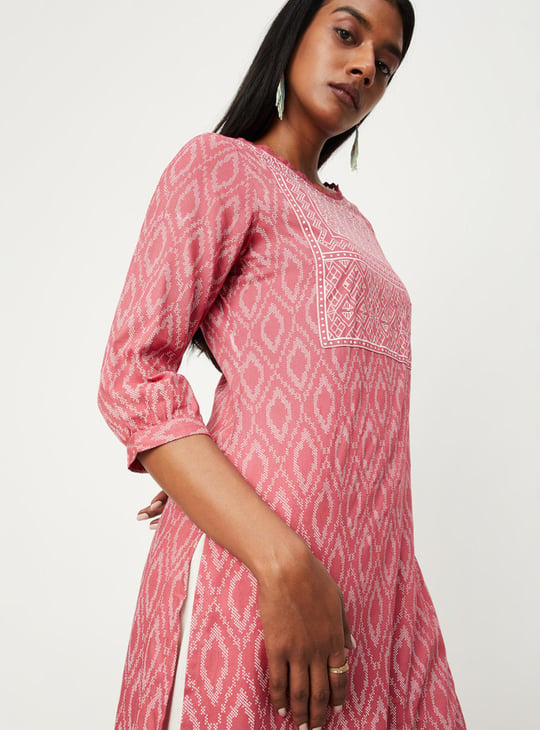 Women Ikat Printed Straight Kurta