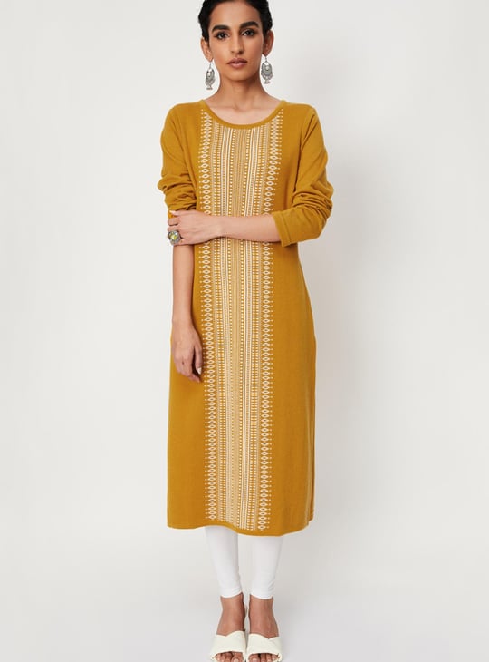 Women Printed Round Neck Straight Winter Kurta