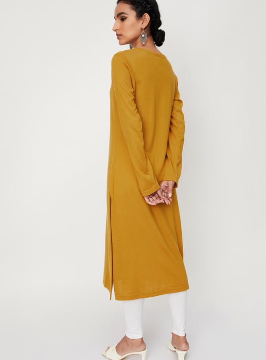 Women Printed Round Neck Straight Winter Kurta