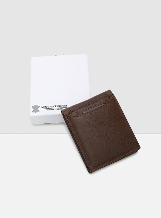 Men Textured Bi-Fold Wallet 