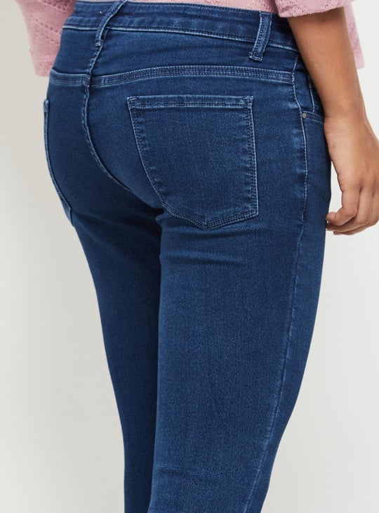 Women Solid Skinny Fit Jeans