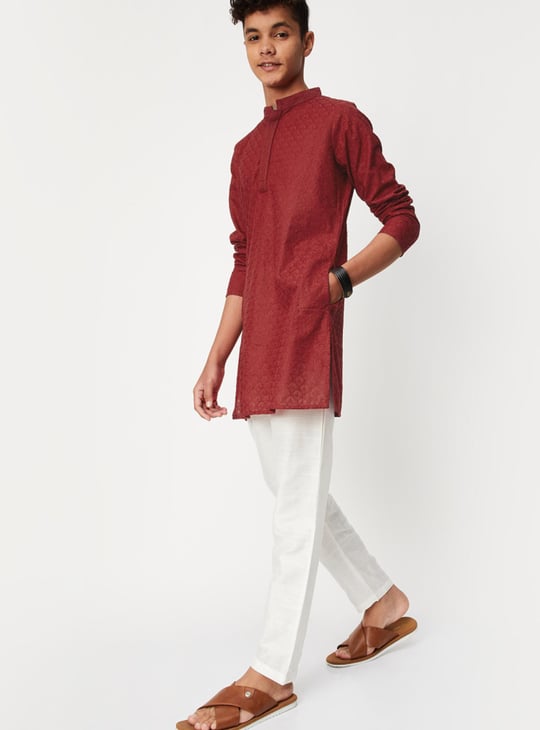 Boys Embroidered Kurta and Pyjamas