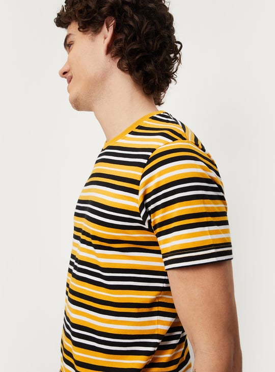 Men Striped Ultra Slim Fit T-shirt