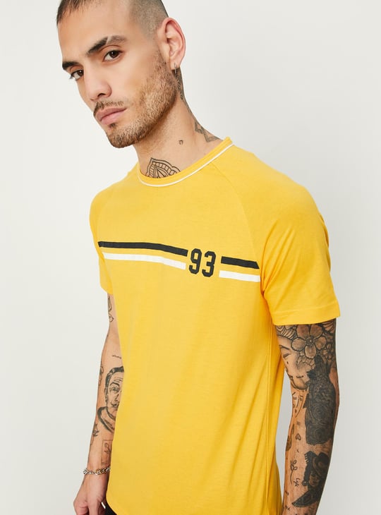 Men Slim Fit Striped T-shirt