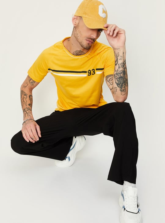 Men Slim Fit Striped T-shirt
