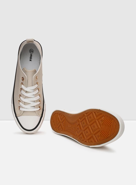 Women Solid Lace-Up Canvas Shoes