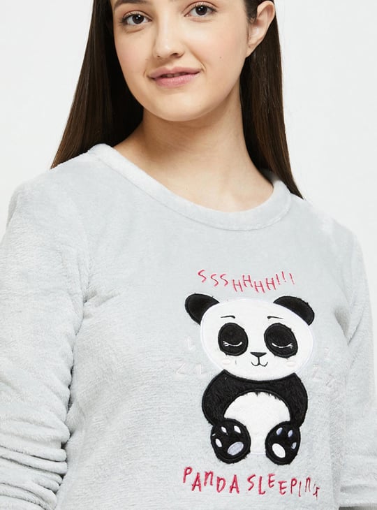 Women Appliqued Chemise with Long Sleeves