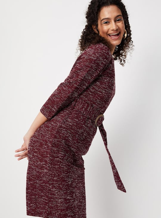 Women Textured Round Neck Sheath Dress