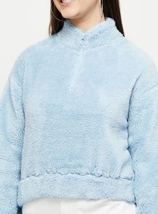 Women Textured Full Sleeves Zip Closure Cropped Sweatshirt