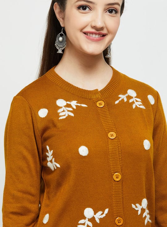 Women Embroidered Buttoned Cardigan