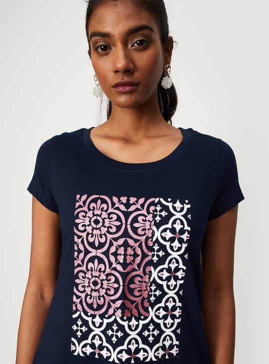 Women Graphic Round Neck T-shirt