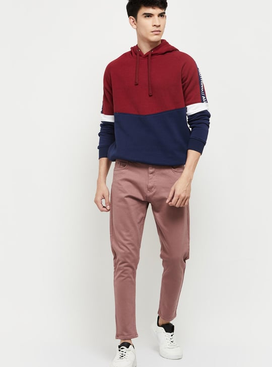 Men Solid Carrot Fit Colored Jeans 