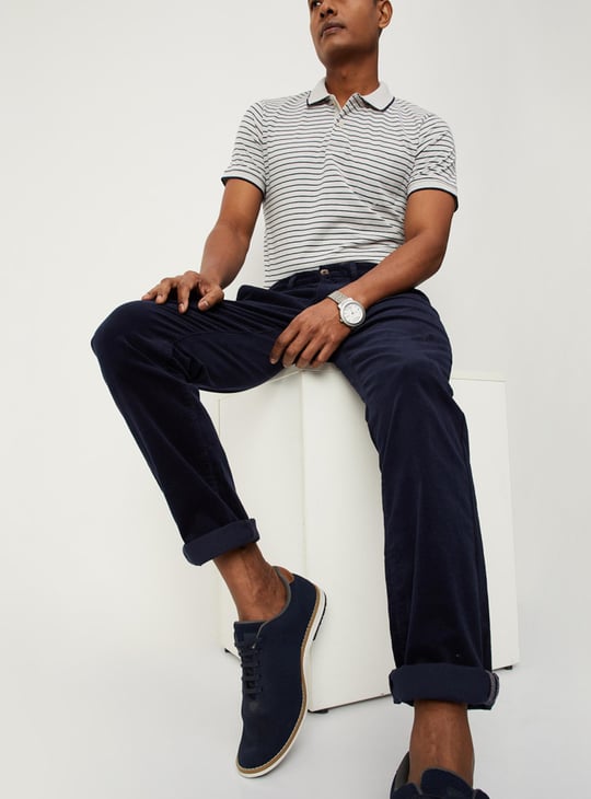 Men Corduroy Textured Skinny Fit Chinos