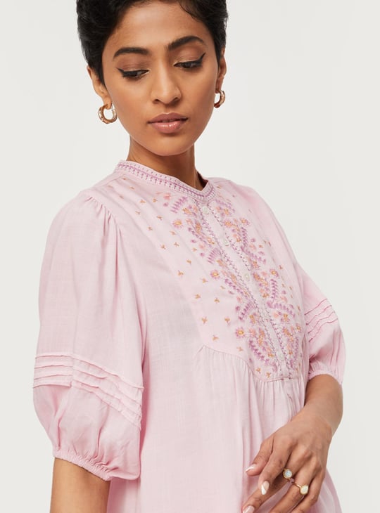 Women Embroidered Balloon Sleeve Top