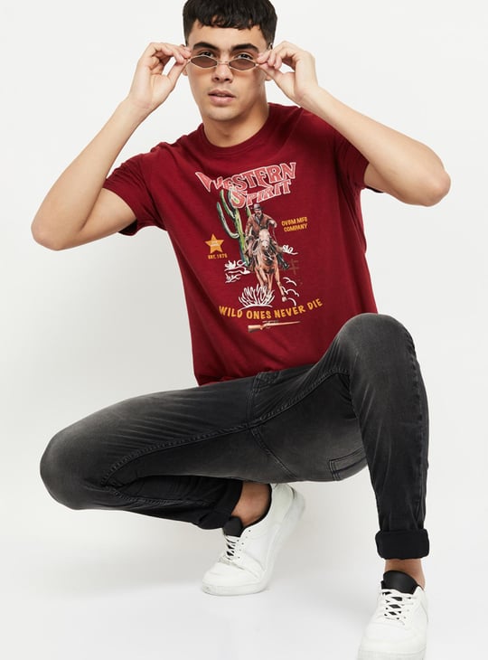 Men Graphic Printed Crew Neck Slim Fit T-shirt