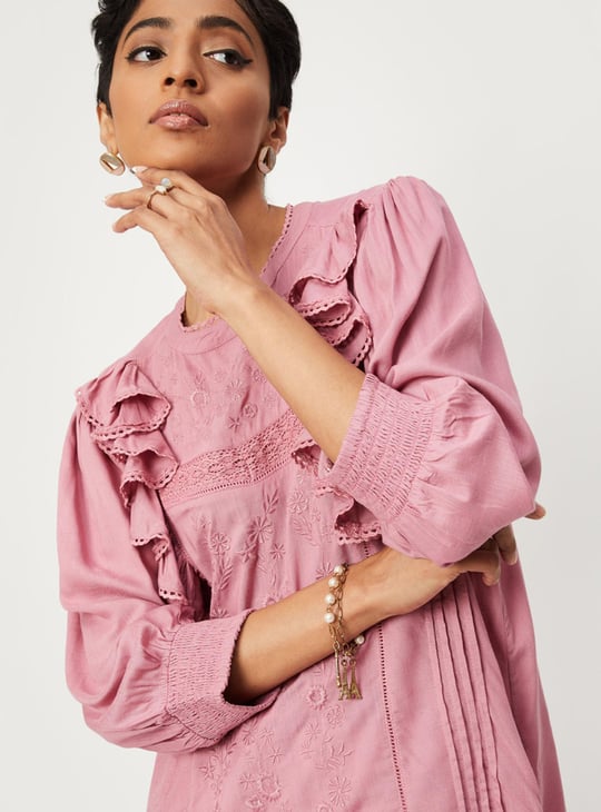 Women Embroidered Balloon Sleeve Top