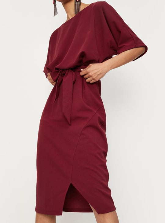 Women Solid Tie-Up Waist Blouson Dress