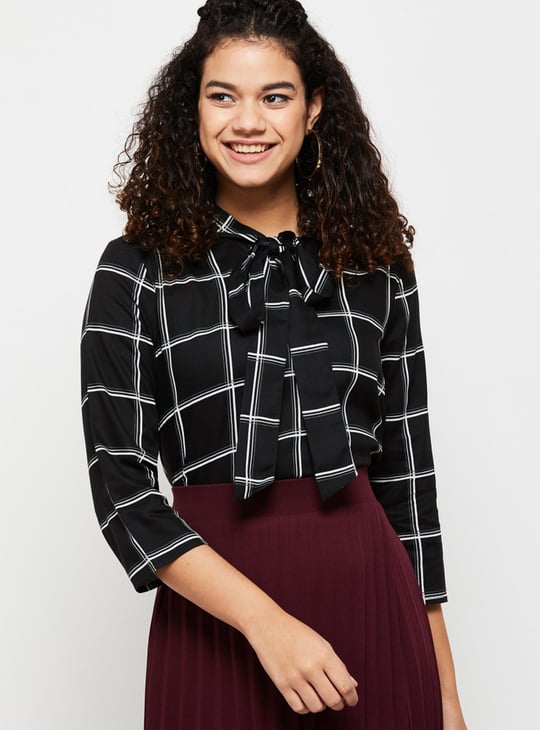 Women Checked Tie-Up Neck Three-Quarter Sleeves Casual Top 