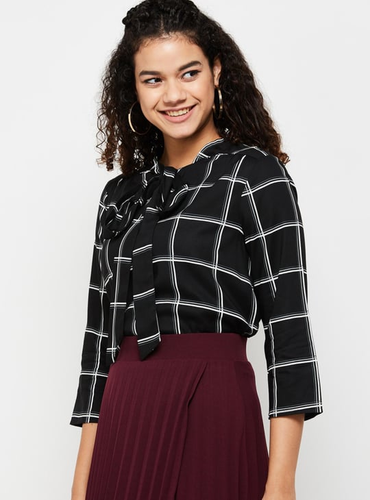 Women Checked Tie-Up Neck Three-Quarter Sleeves Casual Top 