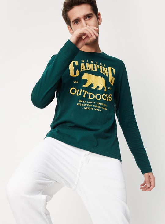 Men Graphic Printed Slim Fit T-shirt
