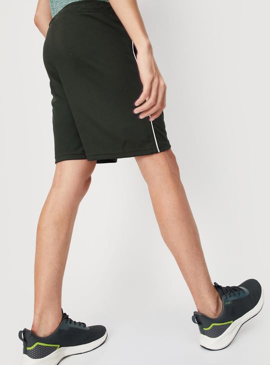 Men Striped Slim Fit Sports Shorts