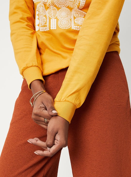 Women Graphic Printed Full Sleeve T-shirt