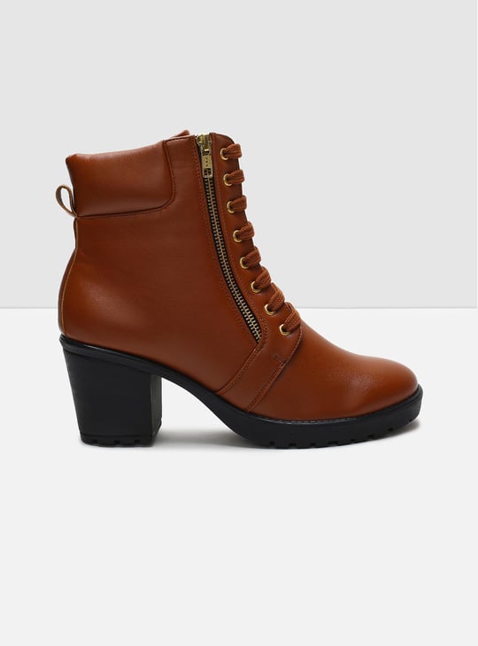 MAX Women Solid Block Heels Boots