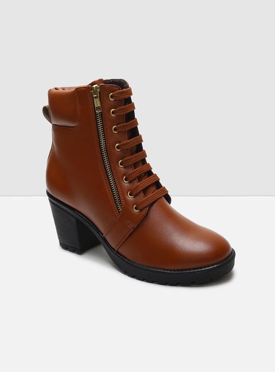 MAX Women Solid Block Heels Boots