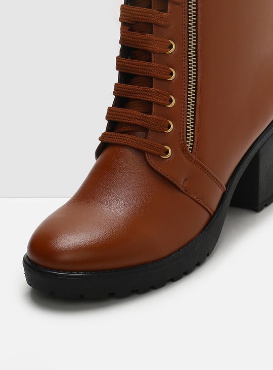 MAX Women Solid Block Heels Boots