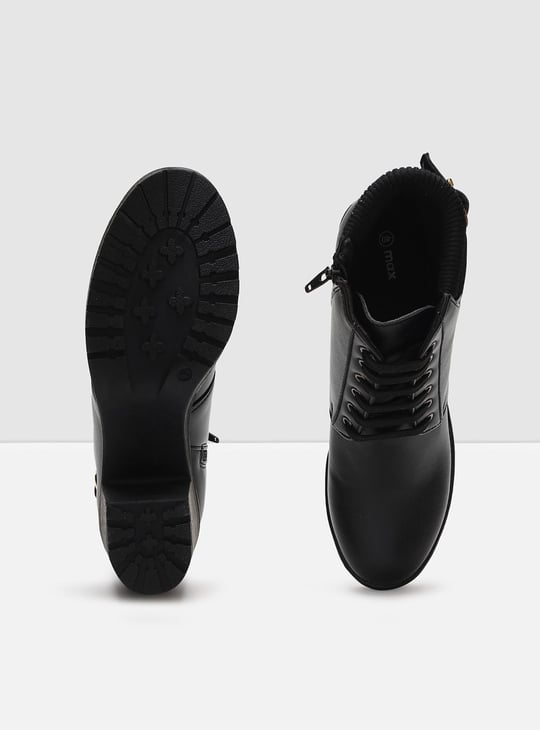 MAX Women Solid Lace-Up Boots