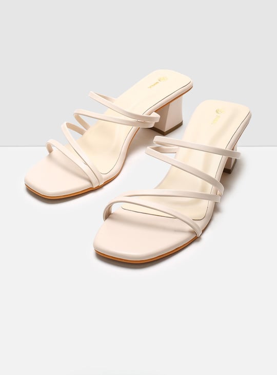 MAX Women Solid Strappy Block Heel Sandals