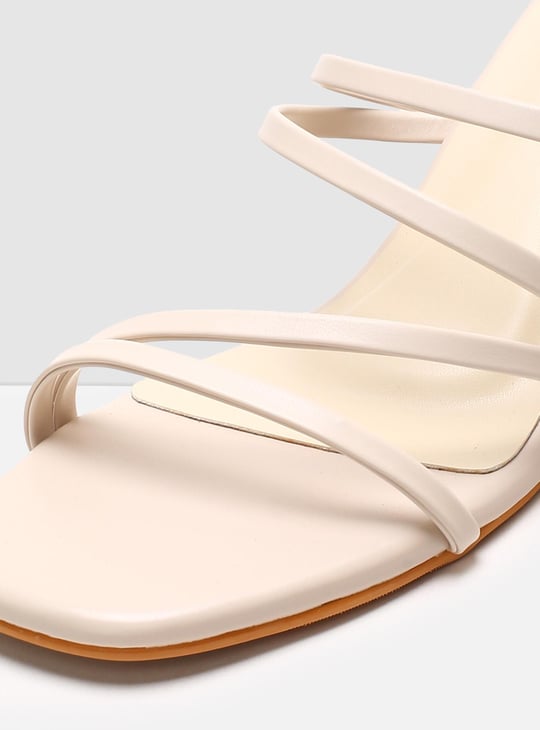MAX Women Solid Strappy Block Heel Sandals