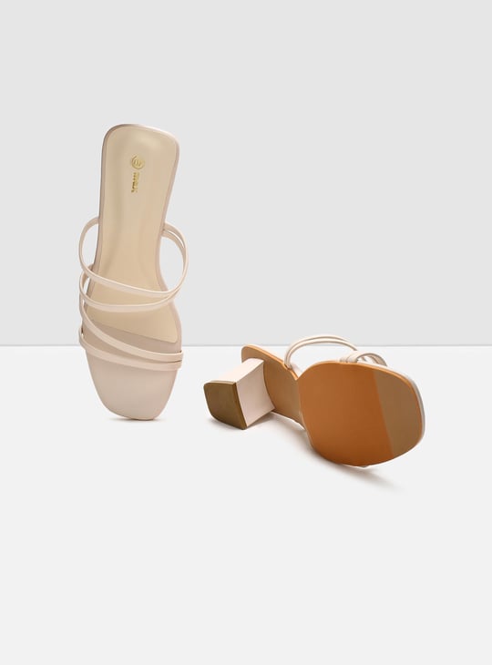 MAX Women Solid Strappy Block Heel Sandals