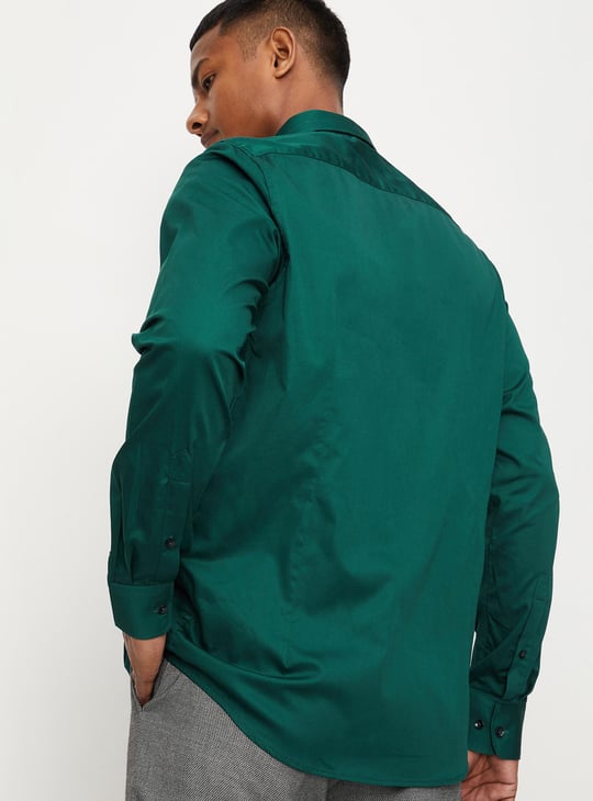 Men Solid Sateen Stretch Slim Fit Formal Shirt