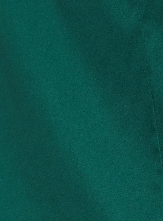 Men Solid Sateen Stretch Slim Fit Formal Shirt