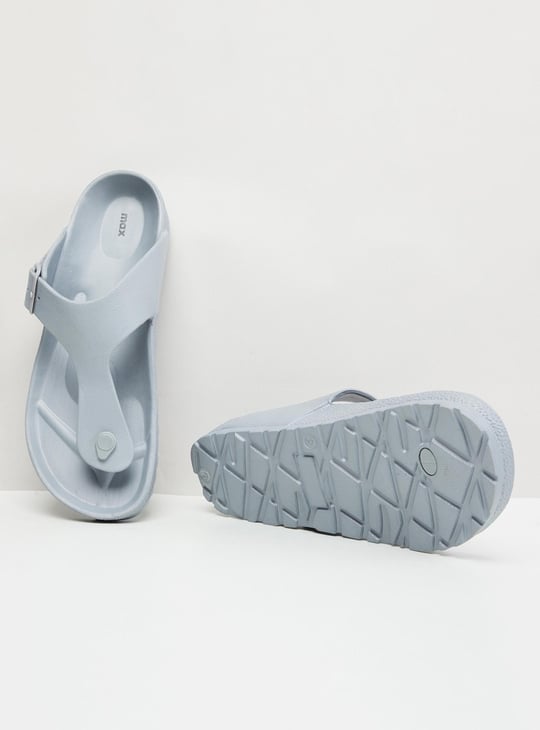 Men Solid Slip-On Sandals