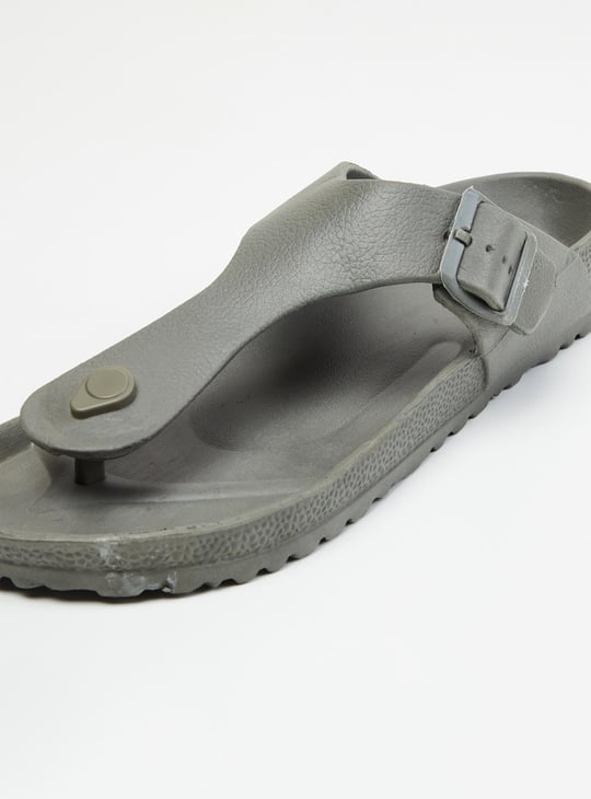Men Solid T-Strap Sandals