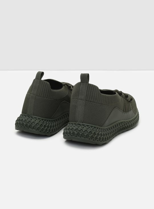 Men Flyknit Lace-Up Sports Shoes