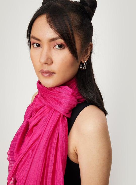 Women Textured Tassel-Detailed Scarf