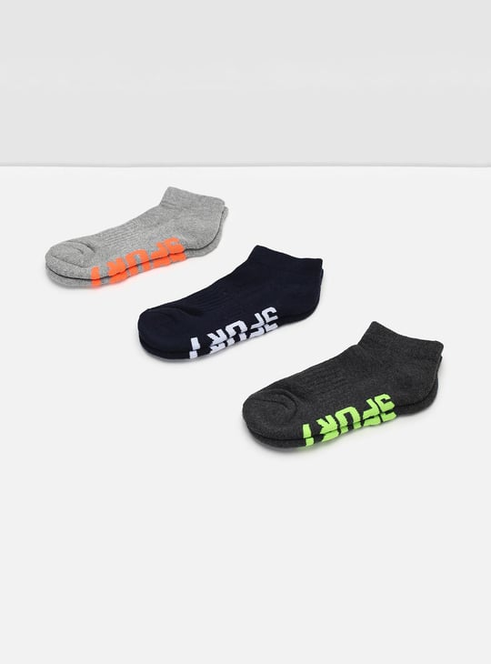 Boys Typographic Printed Ankle-Length Socks - Pack of 3
