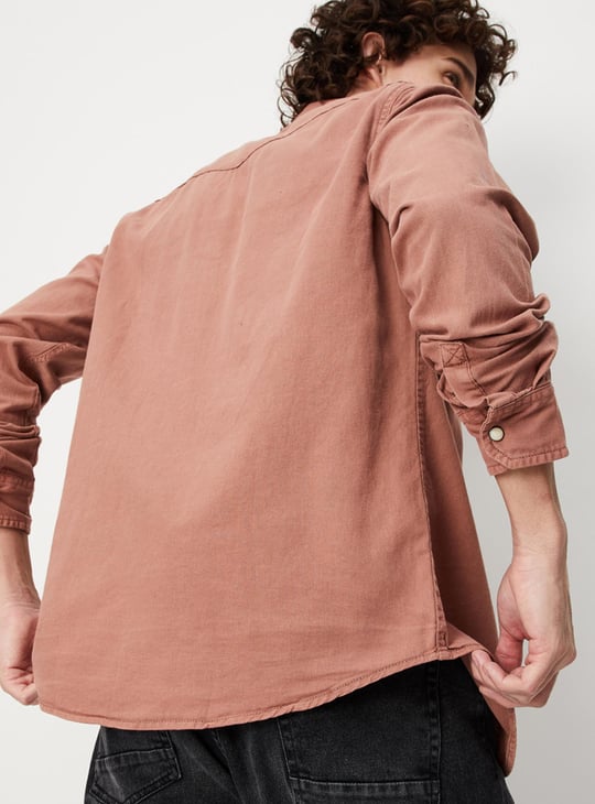 Men Solid Slim Fit Denim Shirt