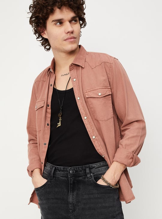 Men Solid Slim Fit Denim Shirt