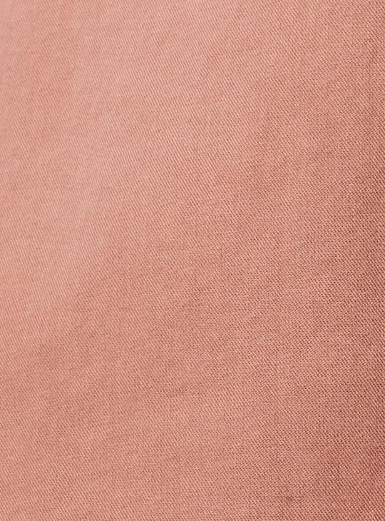 Men Solid Slim Fit Denim Shirt