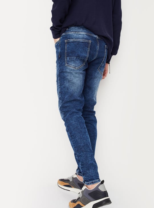 Men Distressed Carrot Fit Jeans