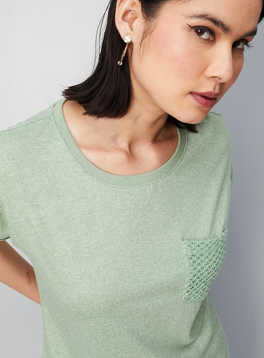 Women Crochet Pocket T-shirt