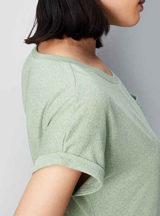 Women Crochet Pocket T-shirt