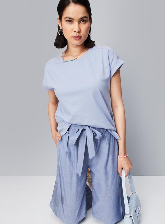 Women Lace Panel Extended Sleeve Top