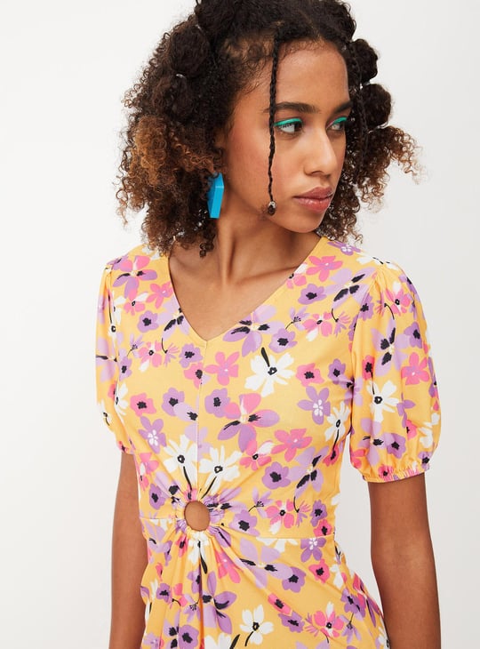 Women Printed Cut-Out Waist Dress