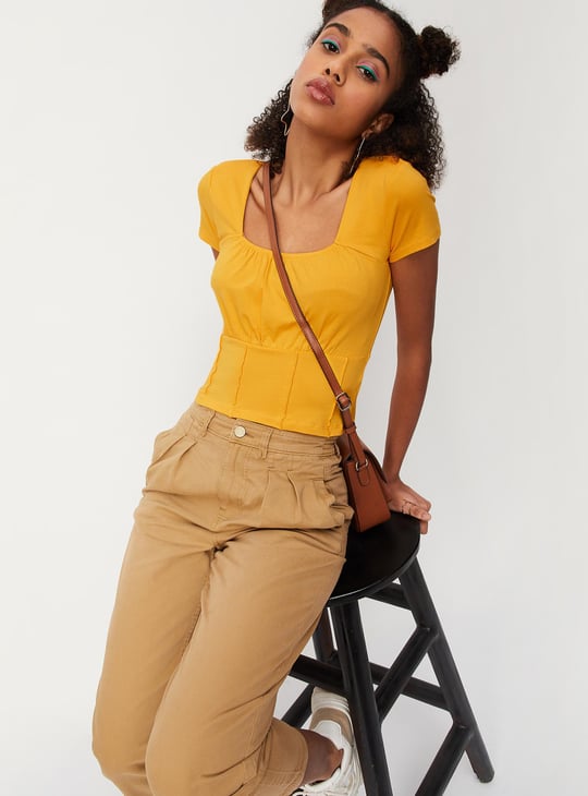 Women Solid Square Neck Gathered Crop Top