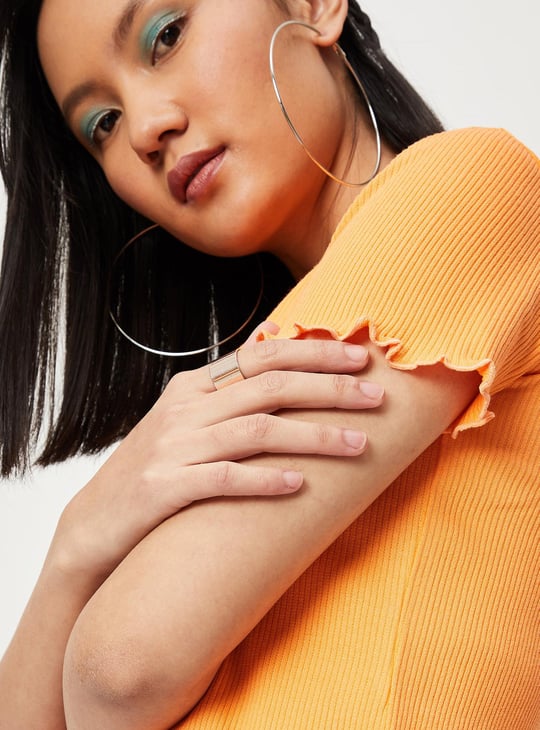 Women Ribbed Cut-Out Crop Top